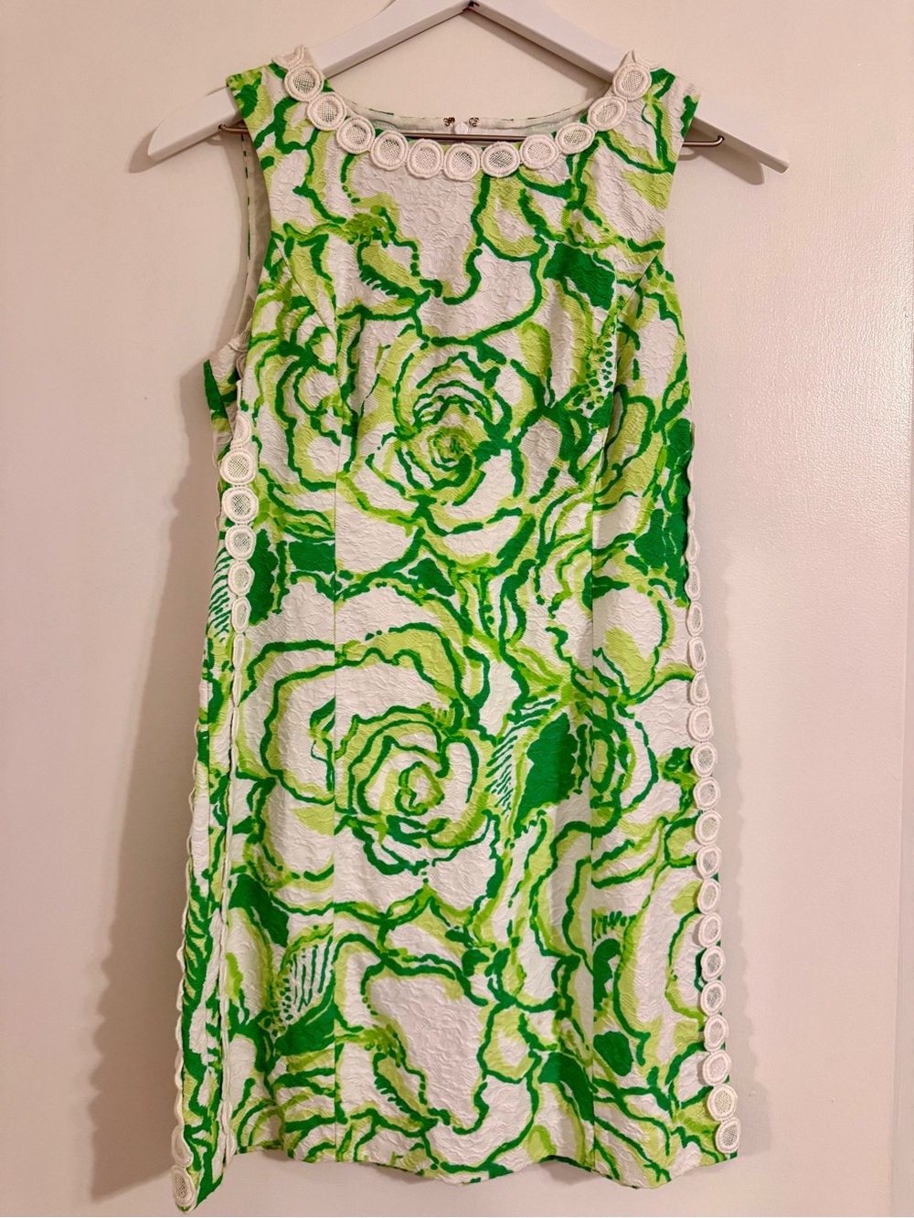 Lilly Pulitzer White and Green Floral Shift Dress
